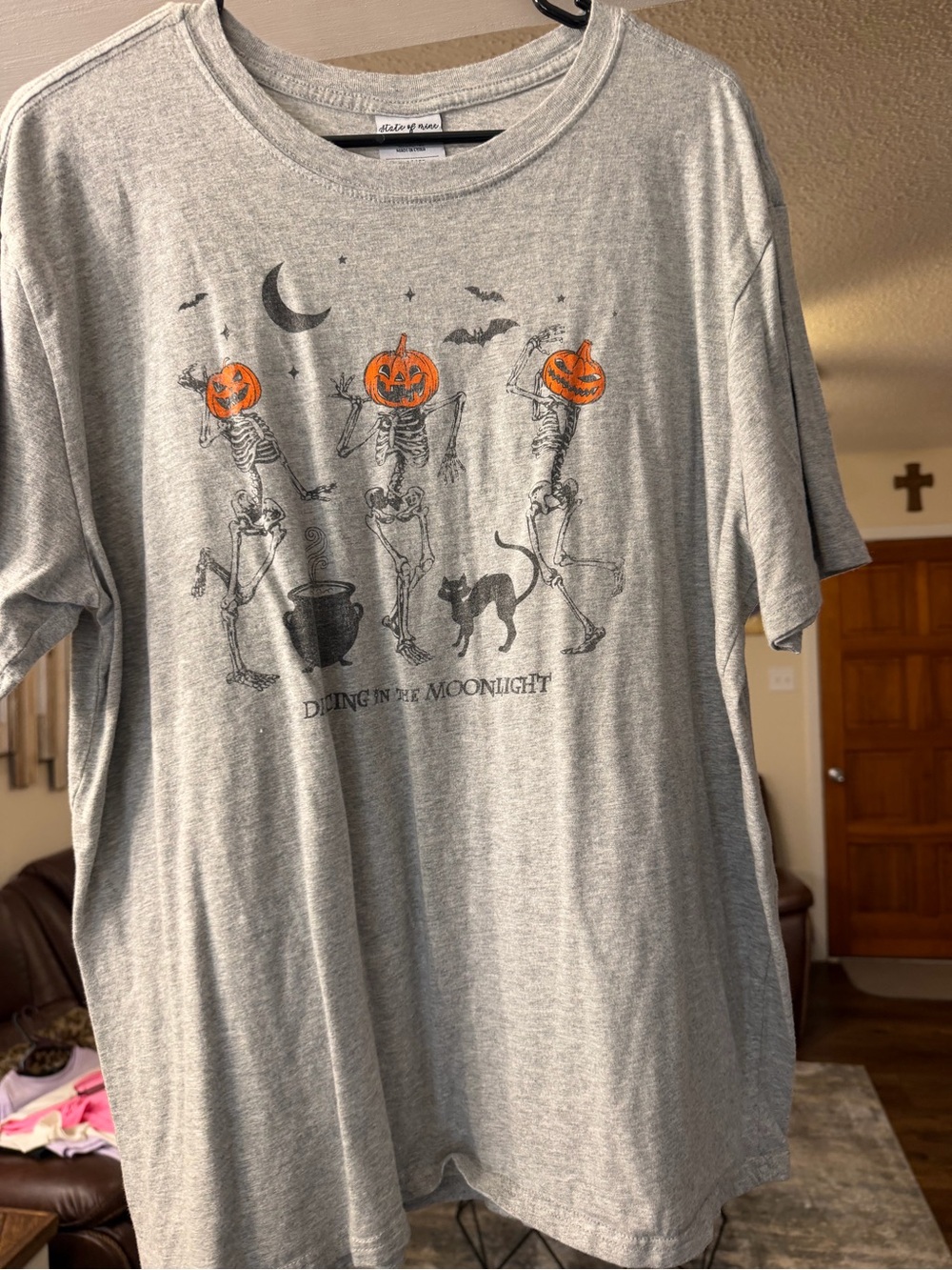 9 T-Shirts - Picture 10 of 10